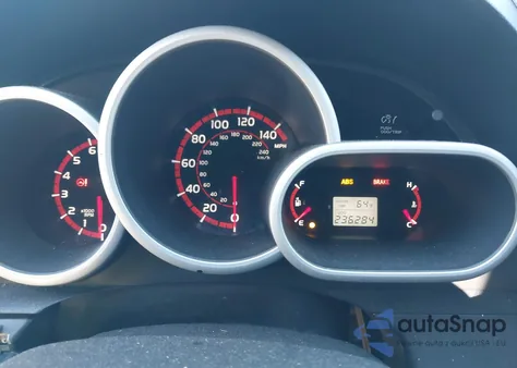 2009 Toyota Matrix S z USA, uszkodzony, nr VIN 2T1KE40E39C004592